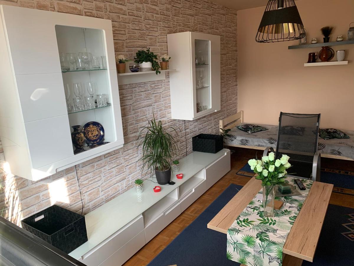 Simon Apartment